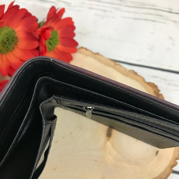 Harry Potter Hogwarts House Crest Wallet - Picture 5 of 6